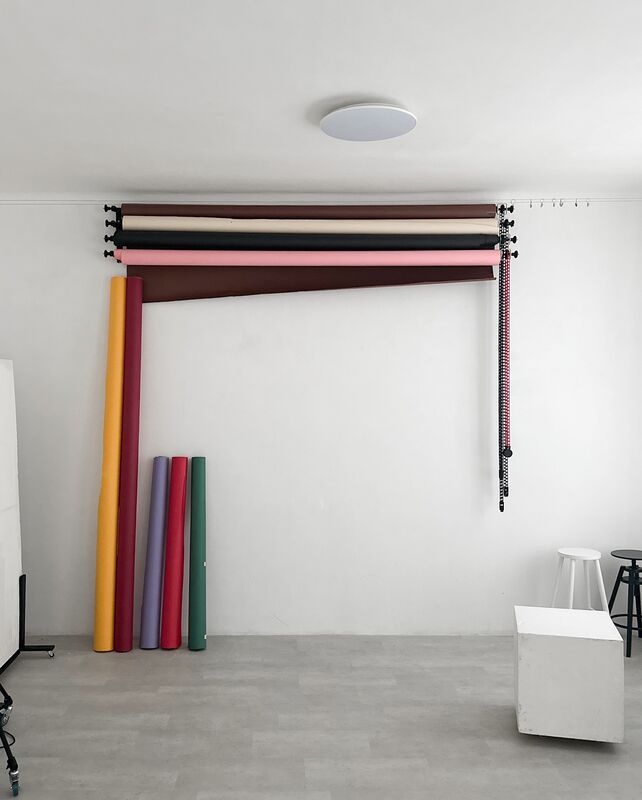 Barevné pozadí a rekvizity